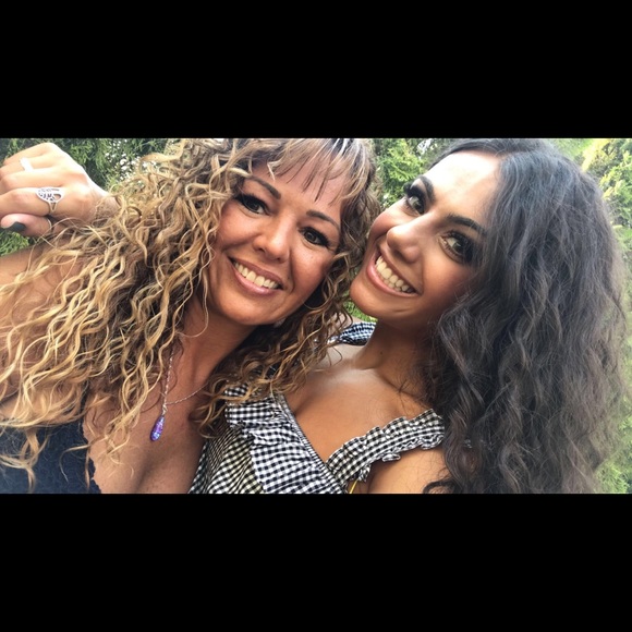 Meet your Posher, Brenda - Picture 1 of 1